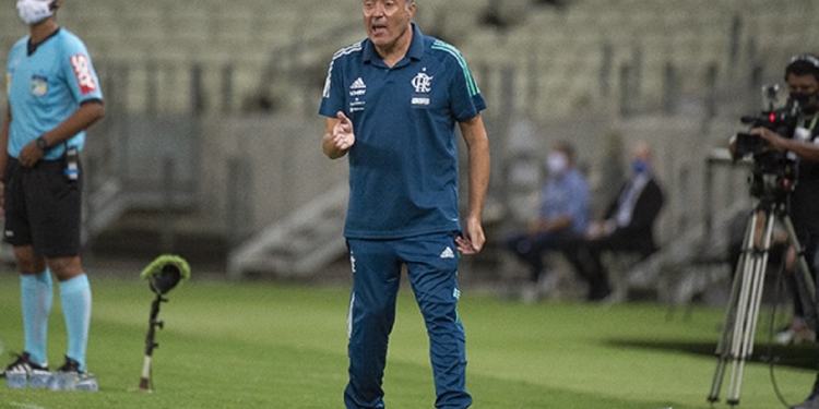 Dirigente diz que Domènec ficou louco depois de sofrer goleada na Libertadores