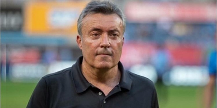 Enquete: você acha que o Domènec Torrent deve deixar o Flamengo? Acesse para votar e ver o resultado