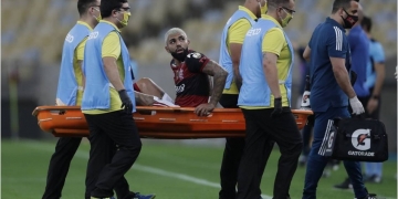 Lesão de Gabigol é culpa do destino ou do gramado do Maracanã? A nova polêmica no Flamengo