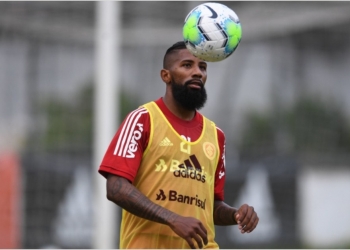 Flamengo: Marcos Braz bate o martelo e define sobre possível retorno de Rodinei