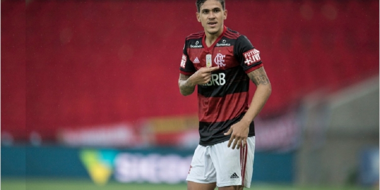 Mirando a artilharia do Flamengo, Pedro mantém titularidade no time e é destaque