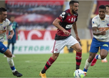 Flamengo mesmo desfalcado mostra que é um dos poucos times completos do Brasileirão
