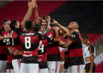 Flamengo será campeão do Campeonato Brasileiro? Estudo revela qual é a chance do time ficar com a taça