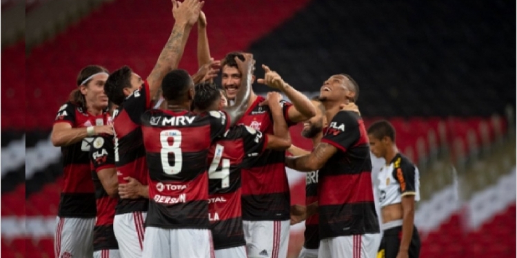 Flamengo será campeão do Campeonato Brasileiro? Estudo revela qual é a chance do time ficar com a taça