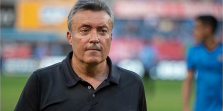 Flamengo perde titulares para jogo contra o Vasco e Dome precisará mudar o time novamente