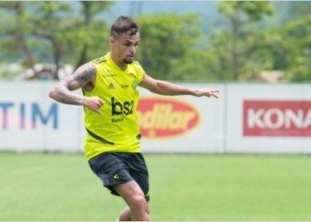 Dome poderá fazer novas mudanças hoje e Michael ter chance no ataque do Flamengo