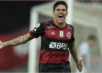 Pedro se torna um dos principais craques do Flamengo e faz promessa à torcida rubro-negra