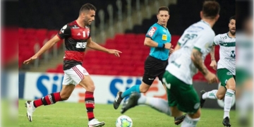 Thiago Maia usa as redes sociais para enviar recado à torcida do Flamengo, após vitória apertada