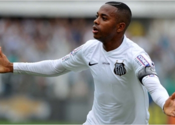 Após pressão, Santos e Robinho anunciam suspensão do contrato e comunicado é divulgado