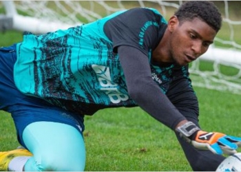 Flamengo faz proposta para aumentar o salário de Hugo Neneca e poderá renovar com o atleta