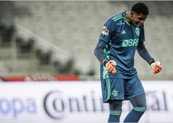 Hugo Souza, goleiro do Flamengo, vira herói em vitória contra o Athletico pela Copa do Brasil