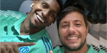 Hugo Souza, goleiro do Flamengo, confessa que se inspirou em Diego Alves para pegar pênaltis