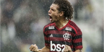 Willian Arão é o jogador que mais atuou pelo Flamengo esse ano e tem fôlego para mais partidas