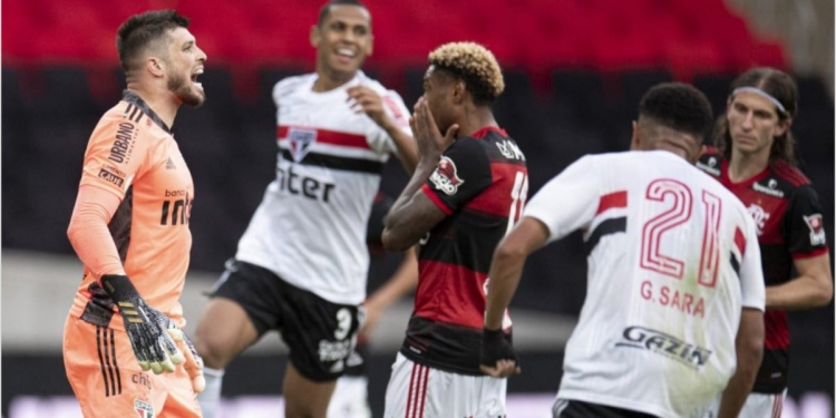 Flamengo não era derrotado por três gols de diferença no Maracanã desde 2015