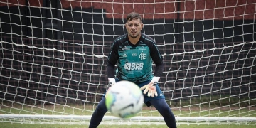 Renovação de Diego Alves pode estar bem perto de ter desfecho negativo