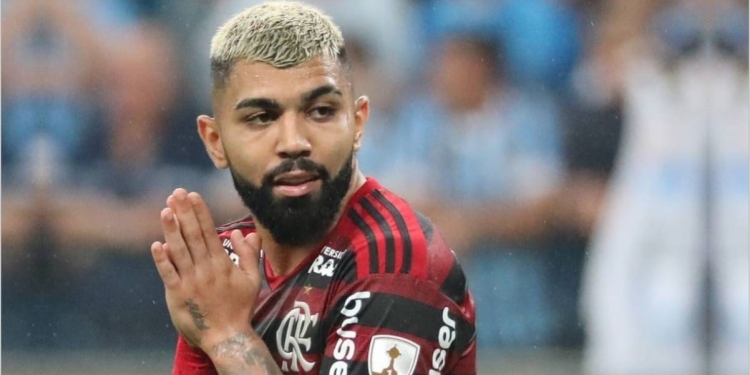 Flamengo divulga lista de relacionados para jogo contra o Atlético-MG e Gabigol é o grande destaque