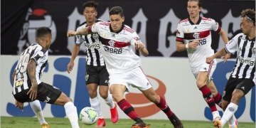 Melhores momentos de Atlético-MG 4 x 0 Flamengo: torcida rubro-negra quer Dome fora