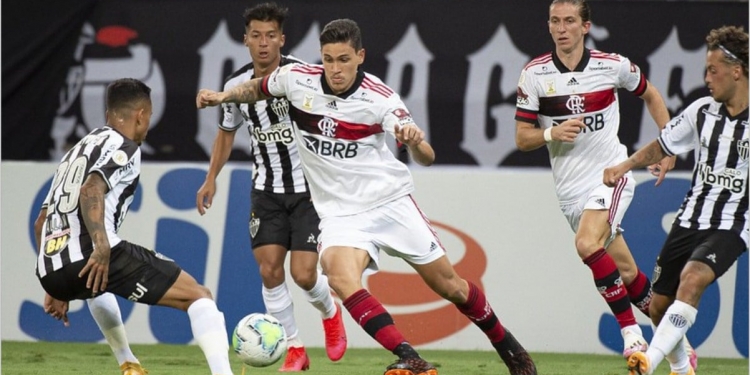 Melhores momentos de Atlético-MG 4 x 0 Flamengo: torcida rubro-negra quer Dome fora