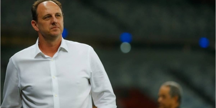 Rogério Ceni é o novo técnico do Flamengo e torcida rubro-negra comemora