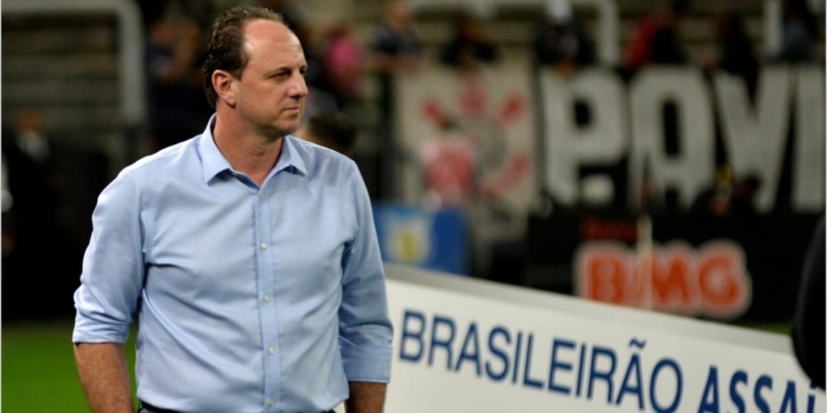 Treino do Flamengo tem horário modificado para Ceni comandar as atividades a partir de hoje