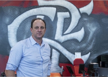 Saiba o salário de Rogério Ceni no Flamengo, duração do contrato e todos os detalhes