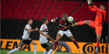 Qual foi o ‘melhor jogador’ do Flamengo contra o São Paulo: ele acertou todos os dribles