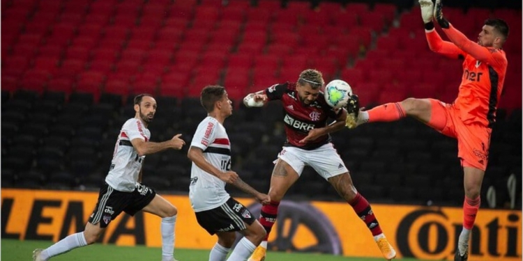 Qual foi o ‘melhor jogador’ do Flamengo contra o São Paulo: ele acertou todos os dribles