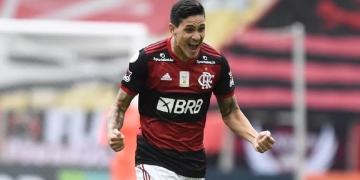 Flamengo tenta negociar a compra de Pedro em seis parcelas; retorno para a Itália está sendo ventilado