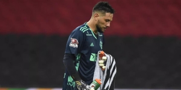 Rogério Ceni toma decisão final sobre Diego Alves às vésperas da partida contra o Atlético-GO