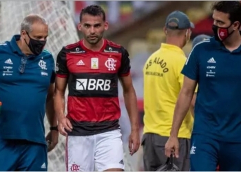 Com suspeita de lesão, Thiago Maia deve desfalcar o Flamengo no jogo contra o São Paulo