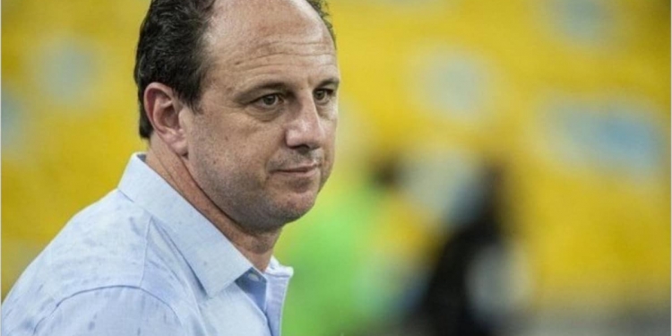 Rogério Ceni fica preocupado ao descobrir grave falha no Flamengo