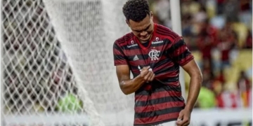 Após ser chamado por Ceni, Rodrigo Muniz mostra empolgação em atualização nas redes sociais