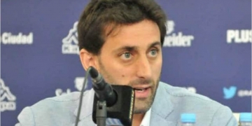 Milito, diretor do Racing, deixa o cargo às vésperas da partida contra o Flamengo pela Libertadores