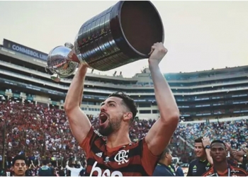 ‘Volta, Marí’: Publicação do zagueiro sobre o Flamengo enlouquece torcida rubro-negra
