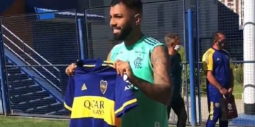 Flamengo e Boca Juniors fazem troca histórica envolvendo Gabigol e Carlitos Tévez