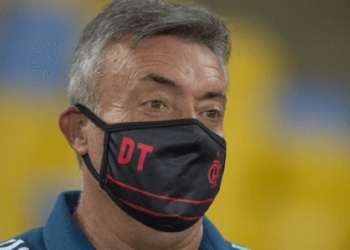 Domènec Torrent pode dar prejuízo milionário ao Flamengo; conheça os bastidores da treta que está pondo fogo na Gávea