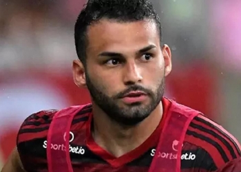 Chega ao fim a cirurgia de Thiago Maia; volante ficará oito meses longe do futebol