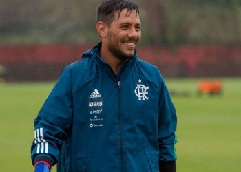 Flamengo envia última proposta para Diego Alves e aguarda resposta; decisão deve ser tomada essa semana