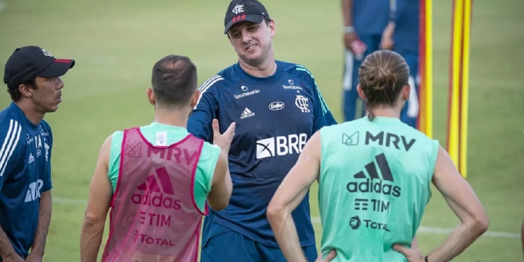 Flamengo ganha reforço de última hora e prepara artilharia pesada para entrar com força máxima diante do Santos