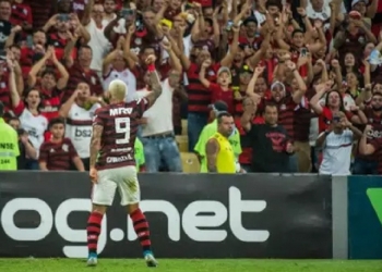 Flamengo entra em campo com vantagem histórica pra cima do Santos pelo Campeonato Brasileiro