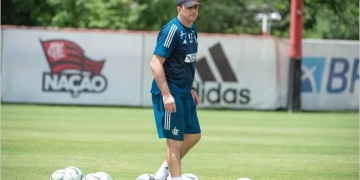 Jogador do Flamengo revela evolução do time com chegada de Rogério Ceni: ‘É completo’