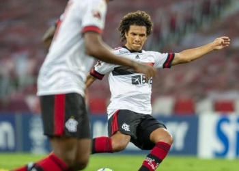 Lesão volta a atormentar o Flamengo e Rogério Ceni perde titular de peso às vésperas de decisão pelo Brasileirão