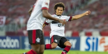 Lesão volta a atormentar o Flamengo e Rogério Ceni perde titular de peso às vésperas de decisão pelo Brasileirão