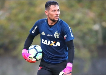 Flamengo e Diego Alves não chegam a acordo e goleiro começa a negociar com time europeu