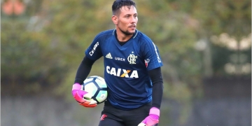 Flamengo e Diego Alves não chegam a acordo e goleiro começa a negociar com time europeu