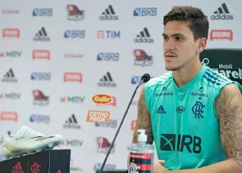 Pedro cobra a conquista de títulos importantes: ‘Com o elenco a gente tem, não tem como não brigar’