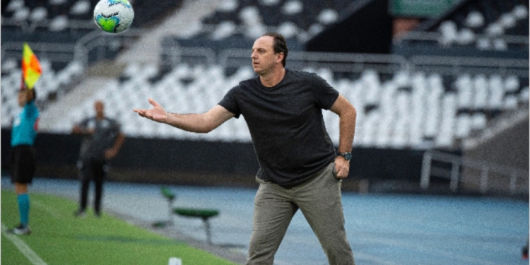 Se vencer o Santos, Rogério Ceni conseguirá feito inédito como técnico do Flamengo