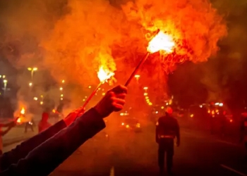 Organizadas do Flamengo são alvo do Ministério Público do Rio de Janeiro e sofrem dura punição