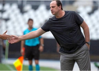Dupla que foi titular em todas as partidas com Rogério deve atuar hoje contra o Santos
