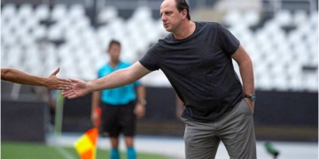 Dupla que foi titular em todas as partidas com Rogério deve atuar hoje contra o Santos